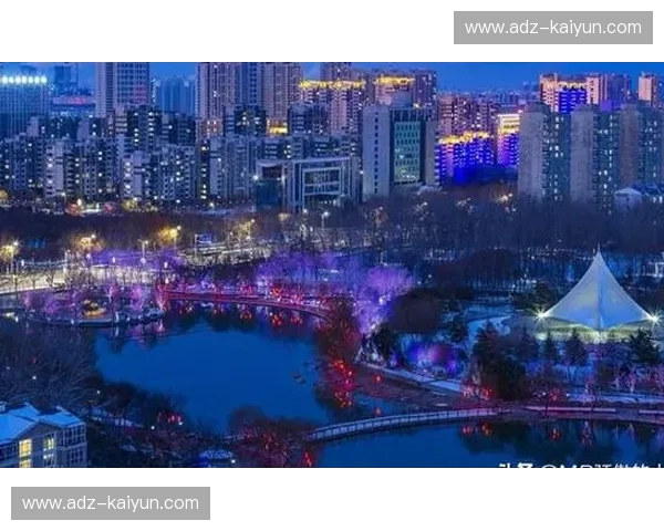 双城记:当厚重的红墙遇见闪烁的霓虹,北京与东京的灵魂博弈 双城记:当厚重的红墙遇见闪烁的霓虹,北京与东京的灵魂博弈